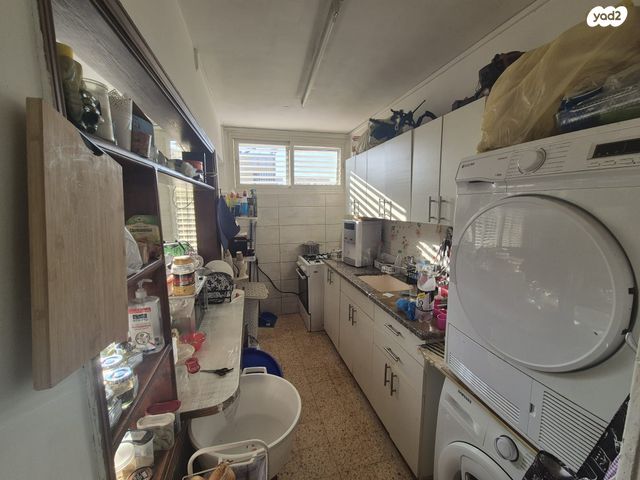 שדרות ביאליק 4