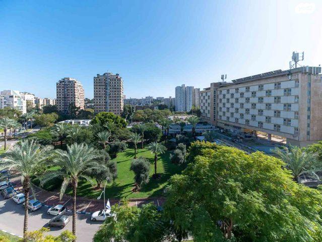 אריה פסטרנק 