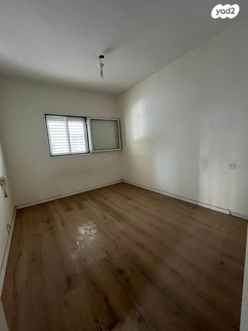 דירה, יברבוים, רמז, מערב ותיק, ראשון לציון