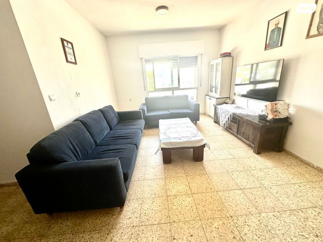 דירה, מעלה אדומים