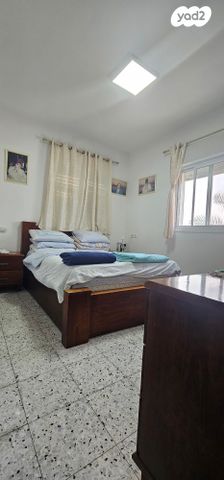 דירה, בן גוריון, קרית אתא