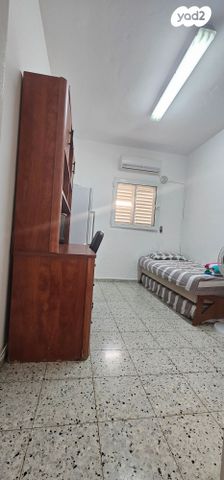 דירה, בן גוריון, קרית אתא