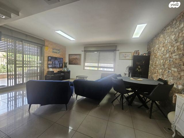 דופלקס, עוזי חיטמן 31, קרית האמנים, מצליח, רמלה