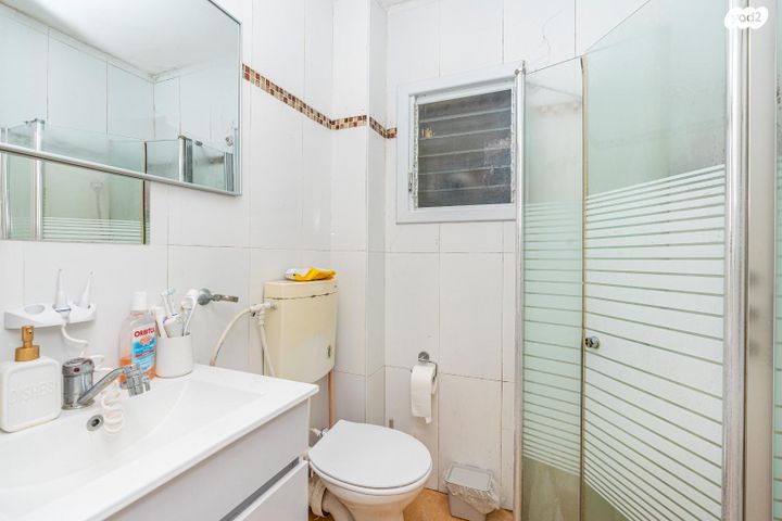 דירה, משה דיין 12, גני אלון, חדרה