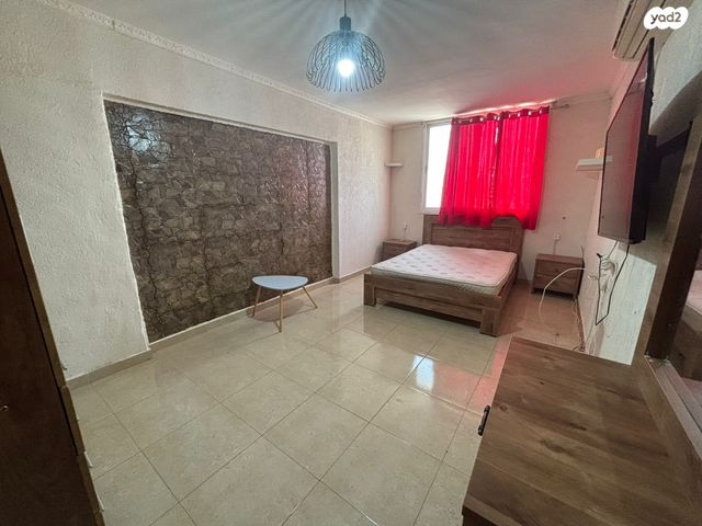 דירה, דימונה