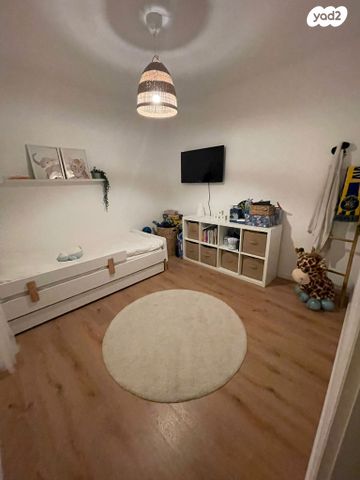 דירה, ירח אב, הכרמים, מודיעין מכבים רעות