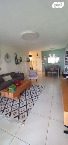 פרופ' יובל נאמן 