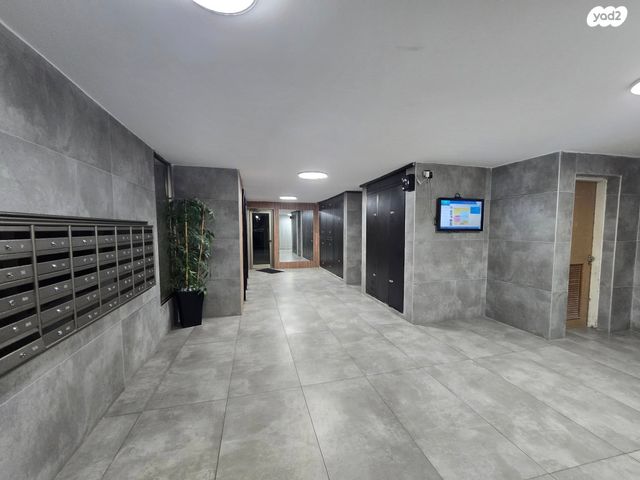 דירה, דקר 17, גני יער, לוד