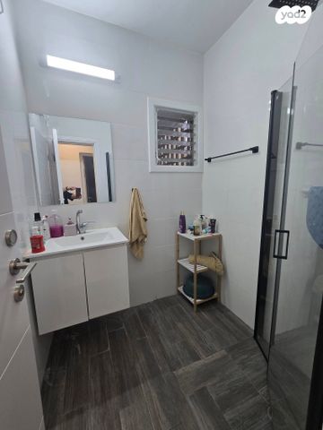 דירה, דקר 17, גני יער, לוד