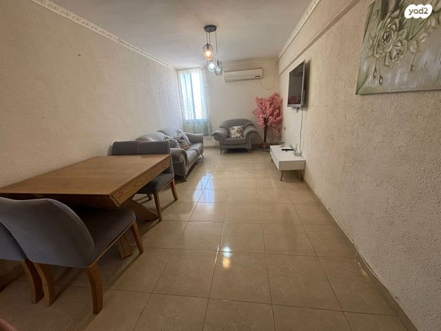 דירה, דימונה