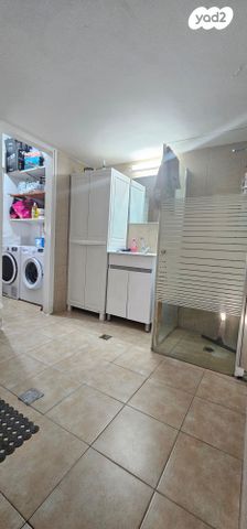 דירה, בן גוריון, קרית אתא