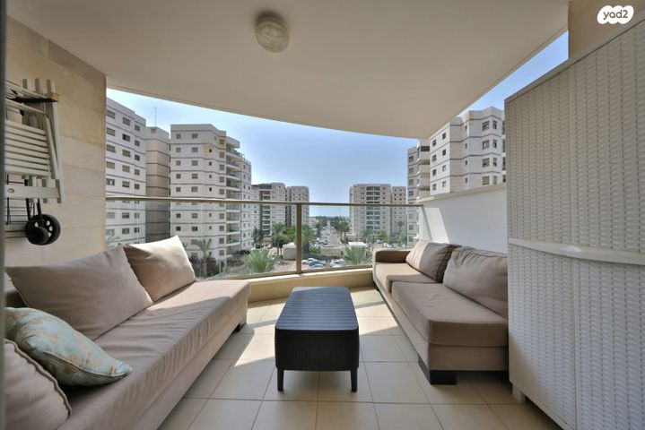 דירה, קרית ים