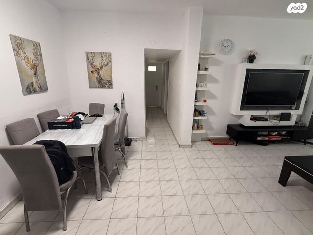 דירה, רמב"ם, עין גנים, פתח תקווה