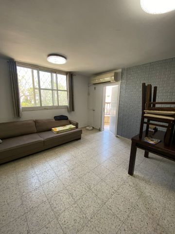 דירה, הכותל, קרית מנחם בגין, נתיבות