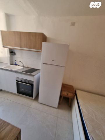 דירה, חיים נחמן ביאליק 129, שכונה א', באר שבע