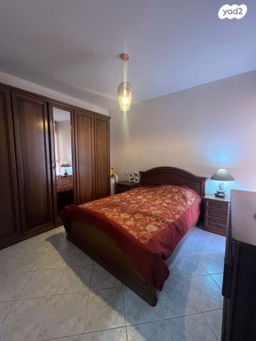 דירה, ישראל ישעיהו, שכונה י"א, באר שבע