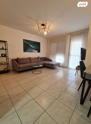 דירה, התדהר, יערת העמק, מגדל העמק