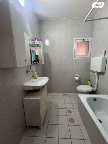 דירה, ישראל ישעיהו, שכונה י"א, באר שבע