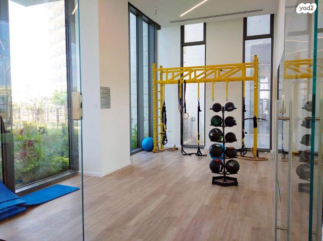 דירה, שדרות רחבעם זאבי 15, גבעת אולגה, חדרה