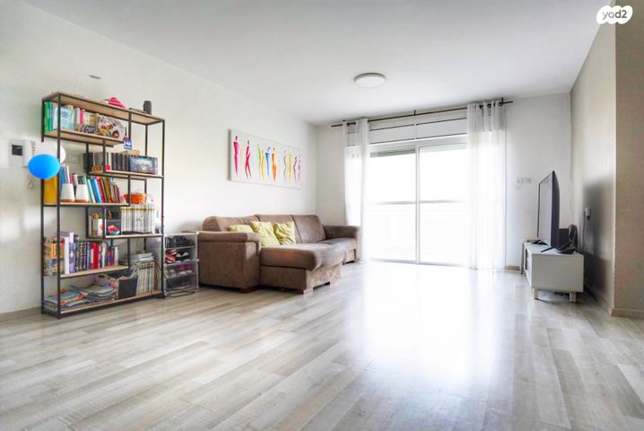 דירה, מודיעין מכבים רעות