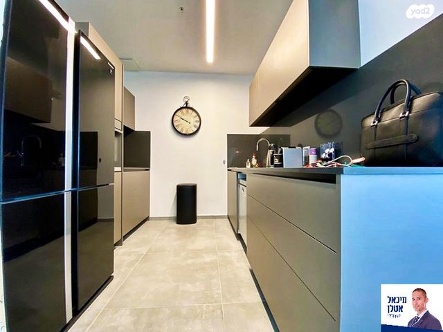 דירה, שדרות רחבעם זאבי 15, גבעת אולגה, חדרה