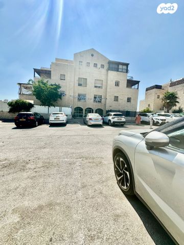 דירה, מעלה אדומים