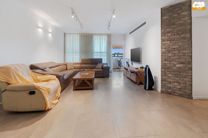 דירה, גרינשפן, נווה הדרים, ראשון לציון