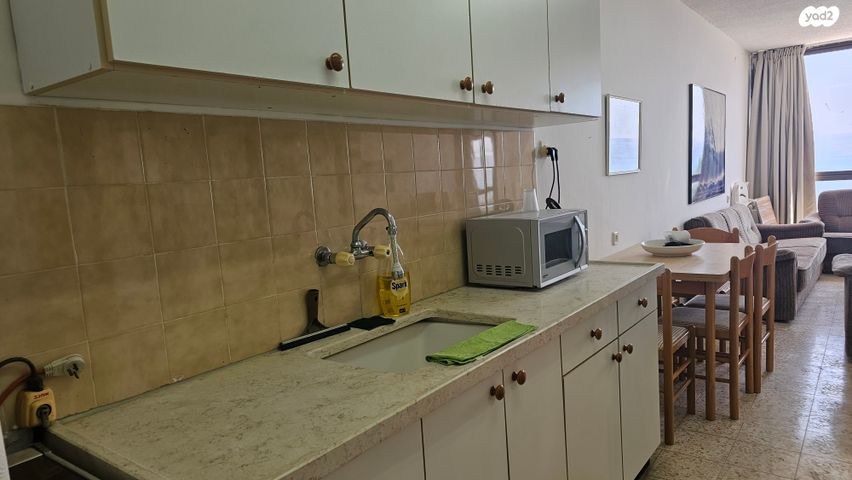 דירה, אחד העם, שיכון עובדים, טבריה