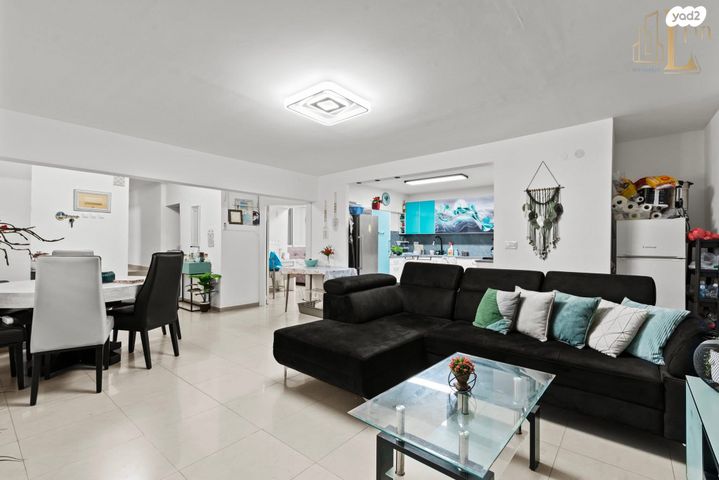 בית פרטי/ קוטג', קרית עקרון