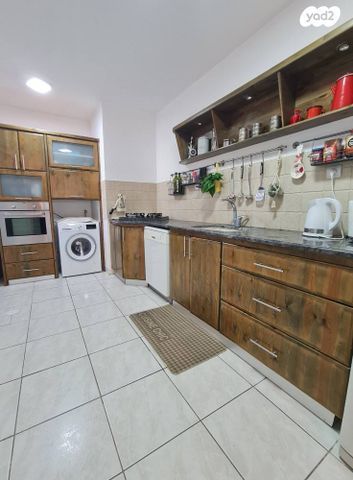 דירה, התדהר, יערת העמק, מגדל העמק