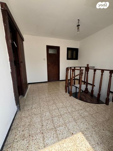 גג/ פנטהאוז, גבע 19, שינקין, גבעתיים