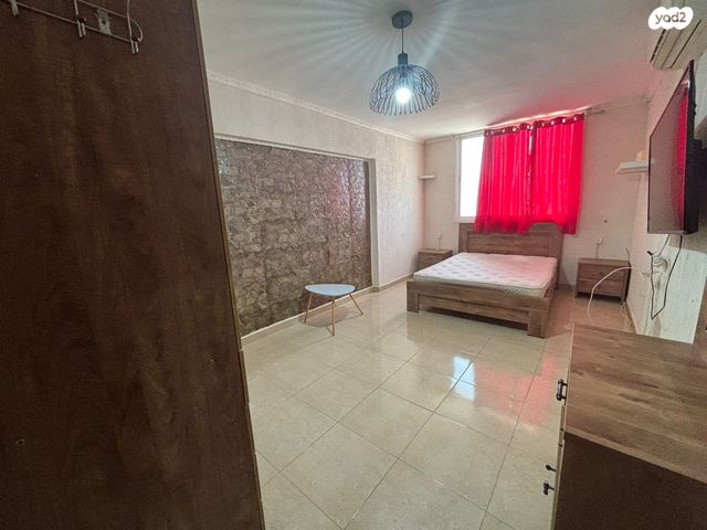 דירה, דימונה