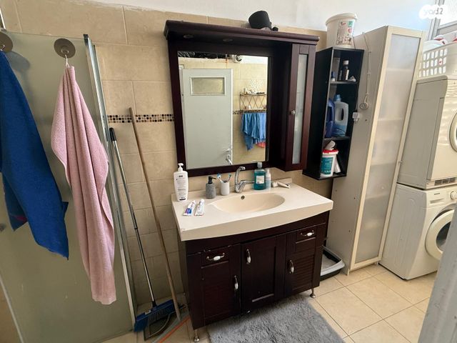 דירה, רמב"ם, עין גנים, פתח תקווה