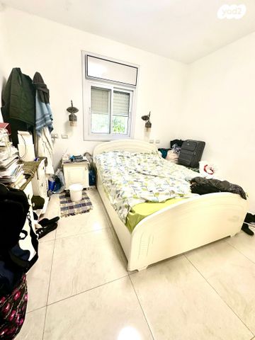 דירה, מעלה אדומים