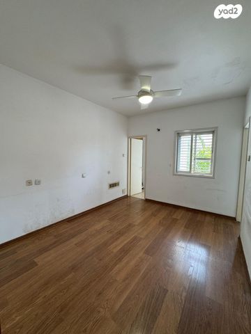 גג/ פנטהאוז, גבע 19, שינקין, גבעתיים