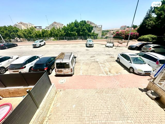 דירה, מעלה אדומים