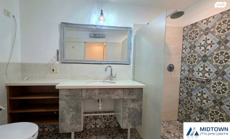 דירת גן, ברל כצנלסון 10, קרית ספיר, כפר סבא