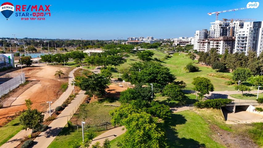 דירת גן, עמוס עוז, גליל ים (מתחם הכוכבים), הרצליה