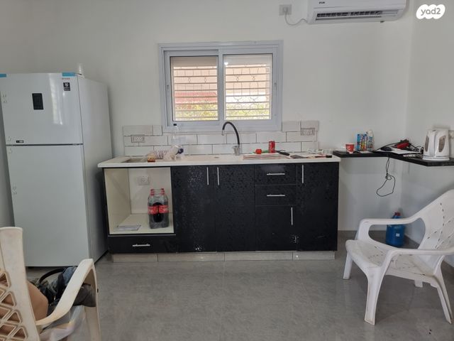 דירת גן, בזל, שכונה א', באר שבע