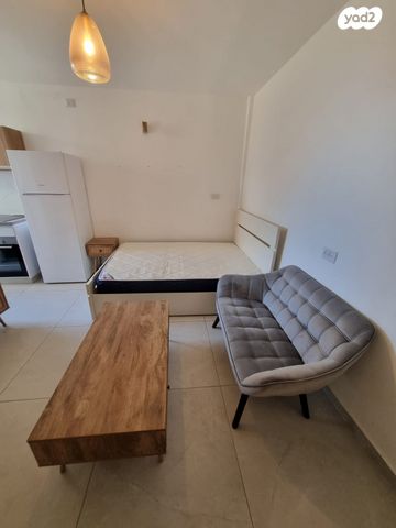 דירה, חיים נחמן ביאליק 129, שכונה א', באר שבע