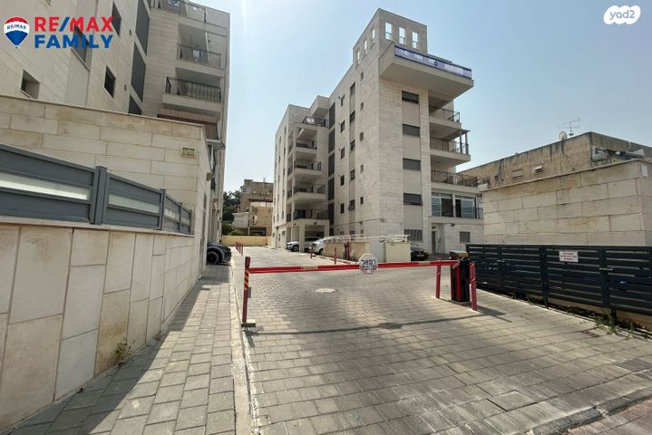 דירה, יהודה הנשיא 9, מרכז העיר, קרית אתא