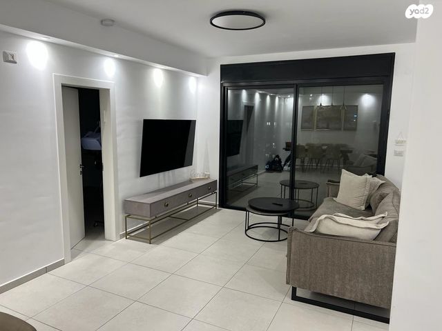 דירה, גליל ים (מתחם הכוכבים), הרצליה