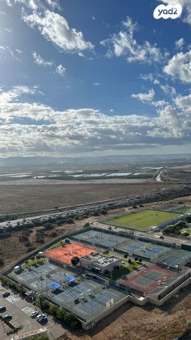 גג/ פנטהאוז, טניס, נווה ספיר - קרית תמרים, עכו