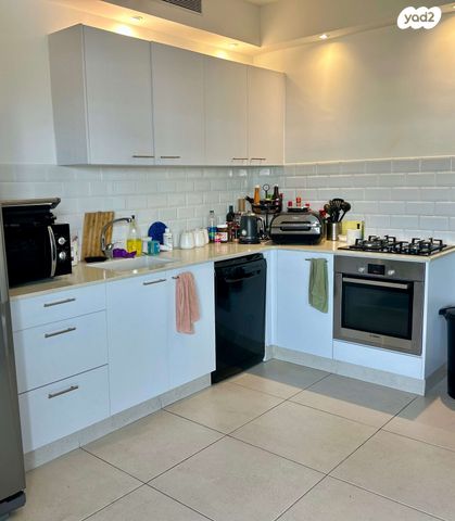 דירה, גליל ים (מתחם הכוכבים), הרצליה