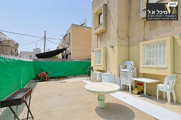 דירה, יחזקאל קזז, סקיה, אור יהודה