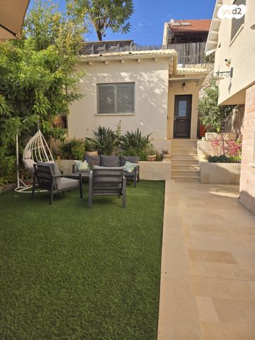 בית פרטי/ קוטג', בית אריה / עופרים