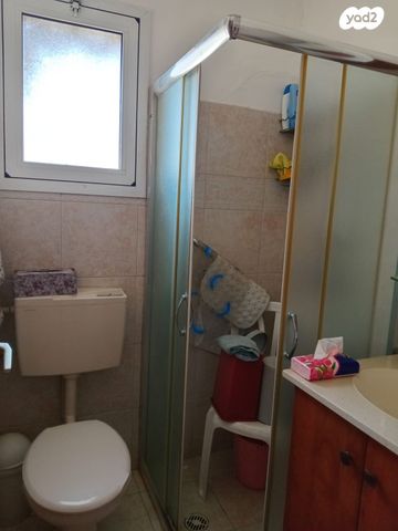 דירה, הרב יצחק נסים, חומת שמואל, הר חומה, ירושלים