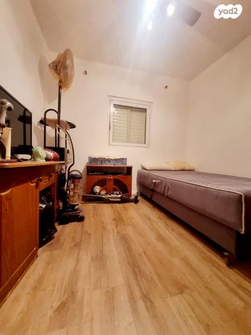 דירה, יהויכין המלך, רובע י"ג, אשדוד