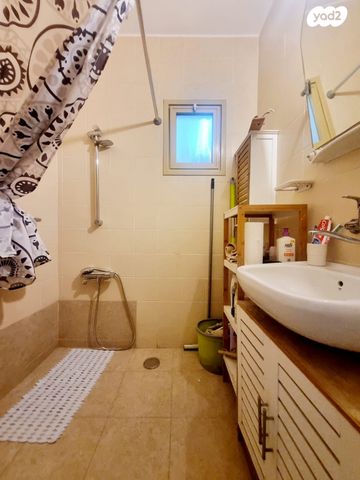 דירה, יהויכין המלך, רובע י"ג, אשדוד