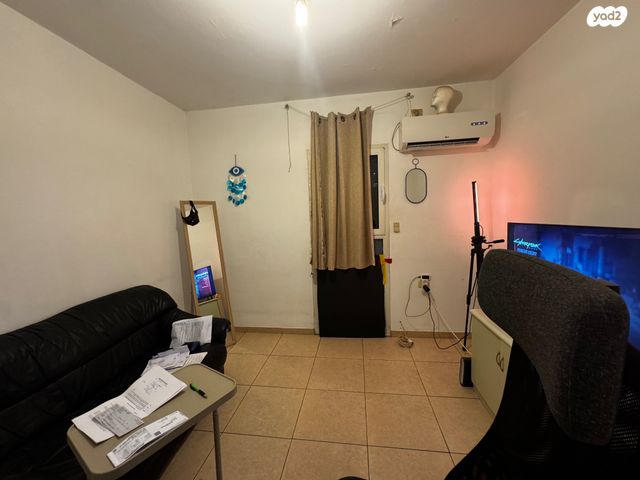 דירה, שדרות הנרייטה סולד, קרית ים ב', קרית ים